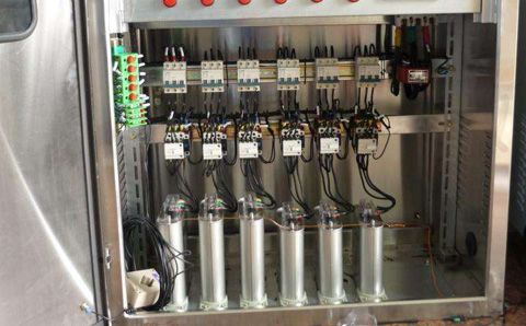 低壓電力電容器爆炸的原因是什么？